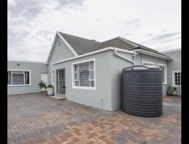 5 BEDROOM HOUSE FOR SALE IN MILL PARK